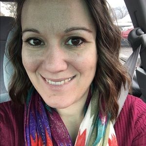 Meet your Posher, Elaine